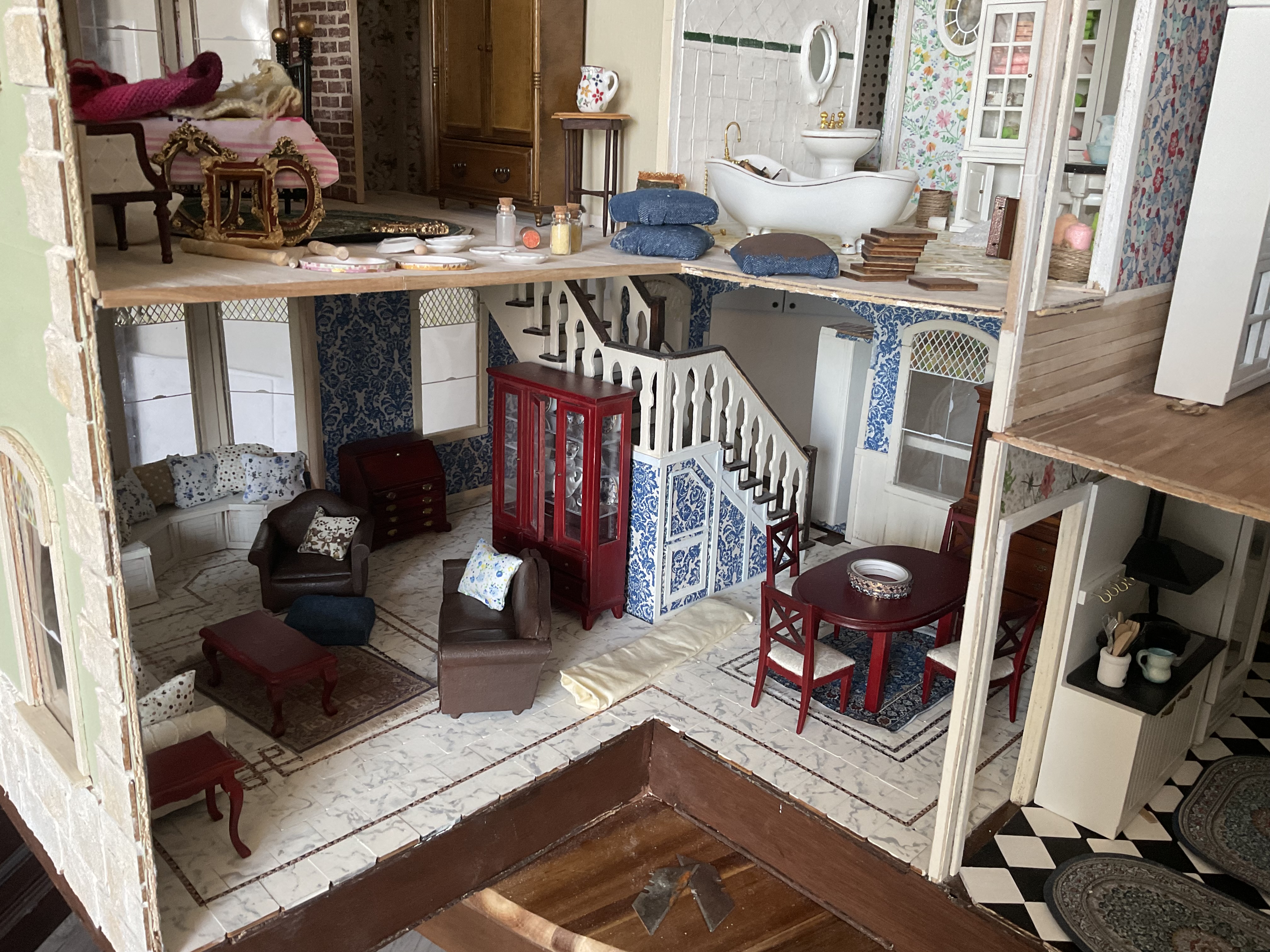 Just Some Pics of The Dollhouse